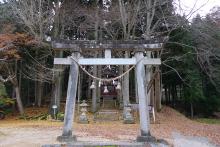 白山神社　国府町糠塚　２